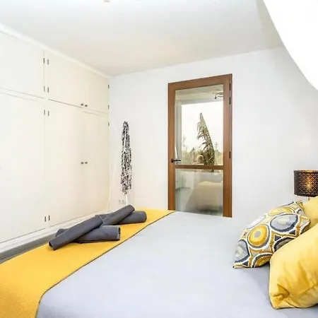 Sastre Apartment *